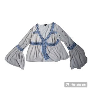 Top Shop, Size 12, white and blue long sleeve top.